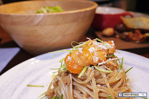 棧 F-U Kitchen:◆台北中山。捷運中山站【棧 F-U Kitchen】直火炭烤美味上桌。中山餐酒館。中山區美食。異國料理