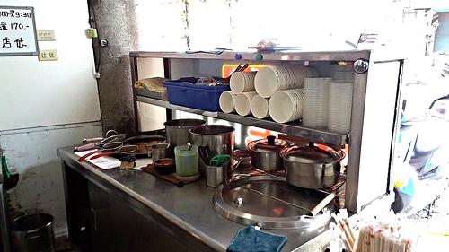 台南新化益伯水里肉圓：【台南美食】新化益伯水里肉圓~雙重吃法獨特醬汁