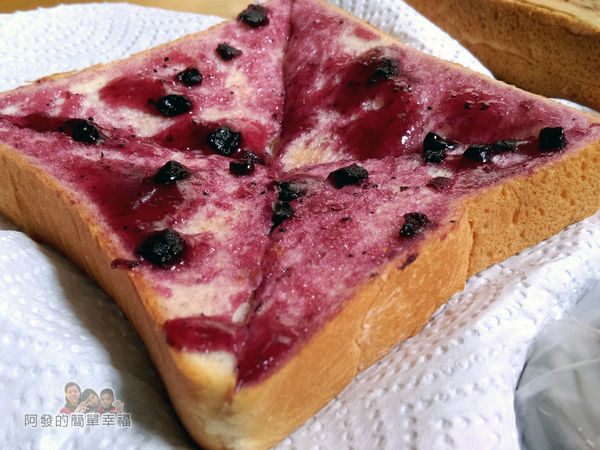 芳林早餐09-藍莓厚片