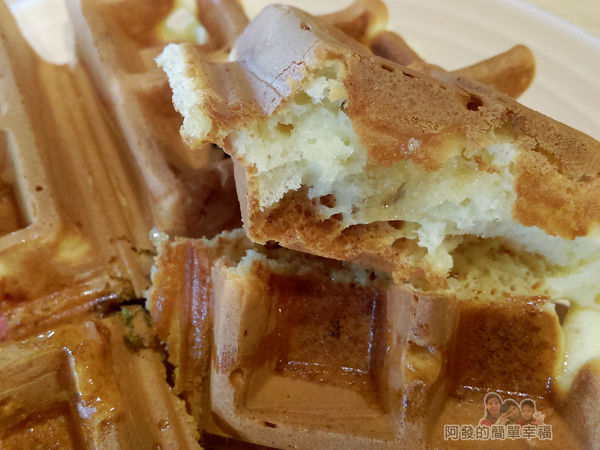 WingFlight飛鏢簡餐17-原味鬆餅剖面