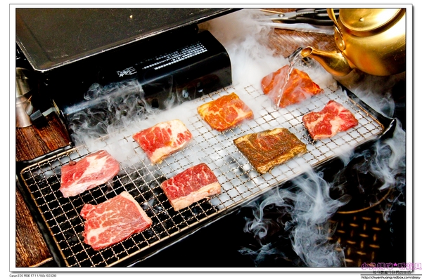 啾哇嘿喲:【東區韓式料理】☼啾哇嘿喲☼韓國八色烤肉,浪漫的愛情故事,拍照打卡還送隱藏版的第九色烤肉,粉紅玫瑰人參喔!♥♥