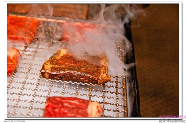 啾哇嘿喲:【東區韓式料理】☼啾哇嘿喲☼韓國八色烤肉,浪漫的愛情故事,拍照打卡還送隱藏版的第九色烤肉,粉紅玫瑰人參喔!♥♥