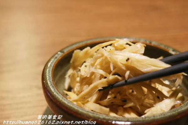 六六町:【台北大安區】延吉街居酒屋『六六町 焼き鳥 百姓酒場』聖誕節單人套餐、冬季限定火鍋、捷運忠孝敦化