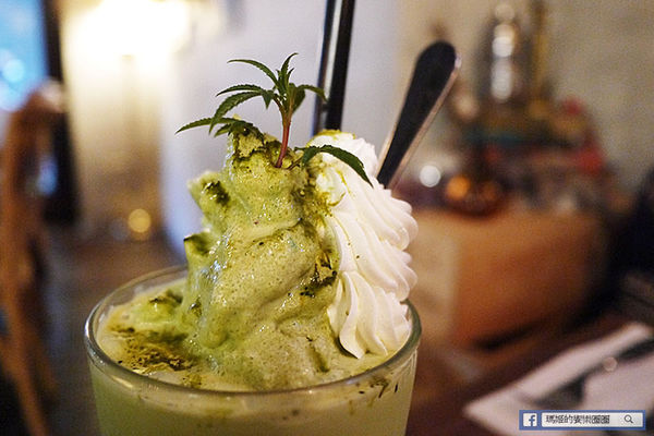 Greedy Bistronomy Cafe:◆台北東區。捷運國父紀念館【Greedy Bistronomy Cafe 餐酒•咖啡】環境氣氛都很棒!國父紀念館餐酒館。東區餐酒館。早午餐