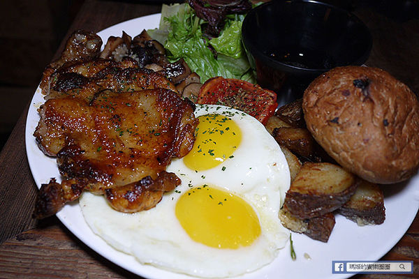 Greedy Bistronomy Cafe:◆台北東區。捷運國父紀念館【Greedy Bistronomy Cafe 餐酒•咖啡】環境氣氛都很棒!國父紀念館餐酒館。東區餐酒館。早午餐