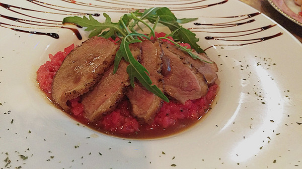 Greedy Bistronomy Cafe：「國父紀念館站餐酒館」【Greedy Bistronomy Cafe】供應早午餐/下午茶/調酒/宵夜，環境優雅，餐點美味，驚喜連連！