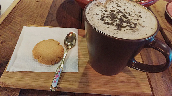 Greedy Bistronomy Cafe：「國父紀念館站餐酒館」【Greedy Bistronomy Cafe】供應早午餐/下午茶/調酒/宵夜，環境優雅，餐點美味，驚喜連連！