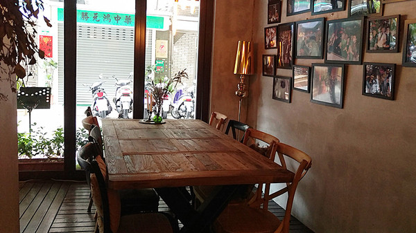 Greedy Bistronomy Cafe：「國父紀念館站餐酒館」【Greedy Bistronomy Cafe】供應早午餐/下午茶/調酒/宵夜，環境優雅，餐點美味，驚喜連連！