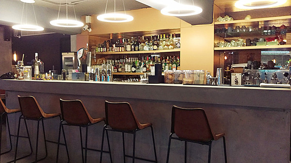 Greedy Bistronomy Cafe：「國父紀念館站餐酒館」【Greedy Bistronomy Cafe】供應早午餐/下午茶/調酒/宵夜，環境優雅，餐點美味，驚喜連連！