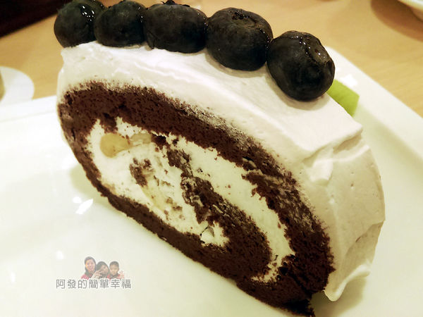 絆39-雙人分享下午茶-歐牧藍莓香蕉巧克力捲.jpg