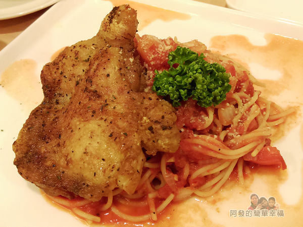 絆25-去骨雞腿番茄義大利麵.jpg