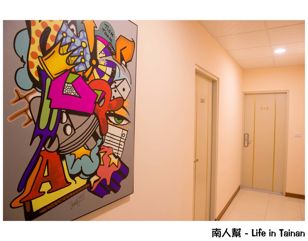 台南住宿-彩色河畔