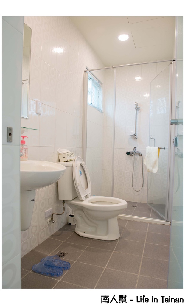 台南住宿-彩色河畔