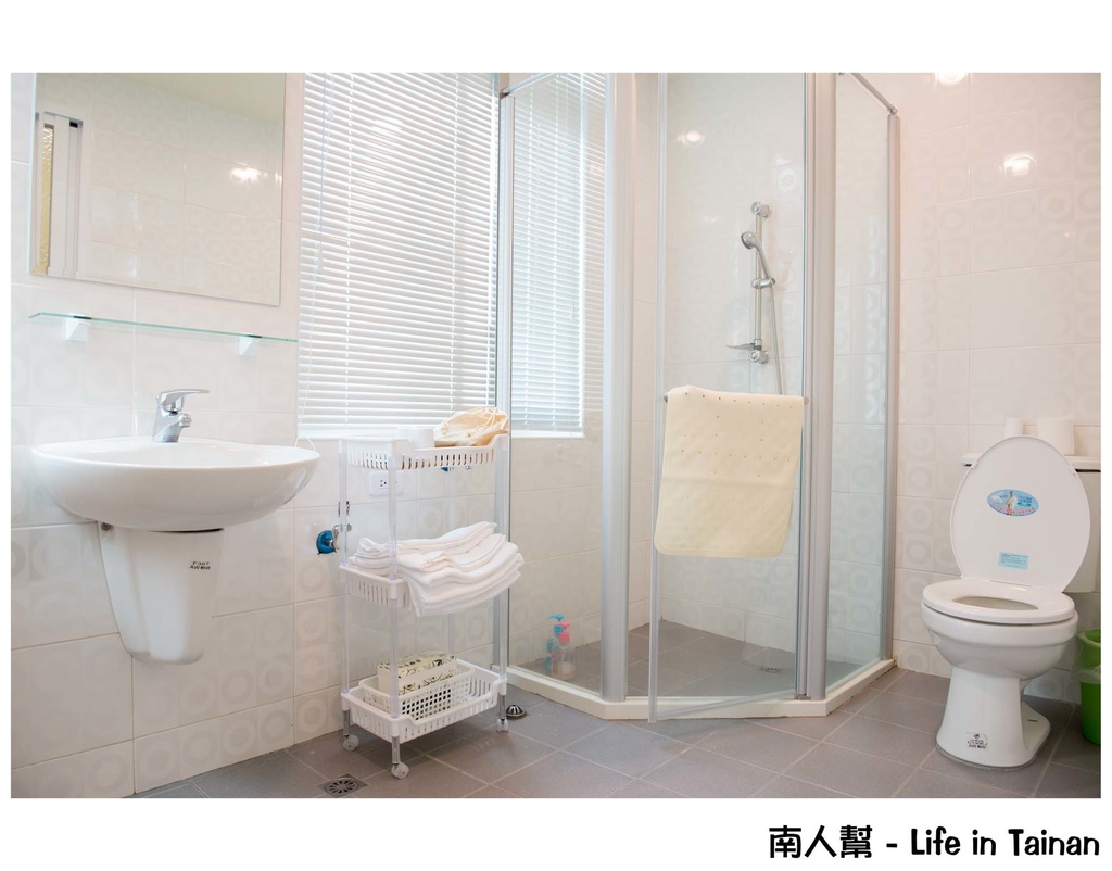 台南住宿-彩色河畔