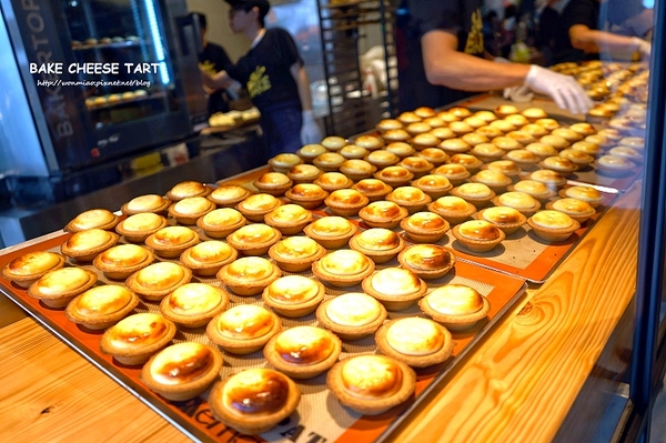 Bake Cheese Tart:【新光三越南西三館】極上牛乳霜淇淋絲毫不比起司塔遜色 ✿✿ Bake Cheese Tart / Bake起司塔 ✿✿