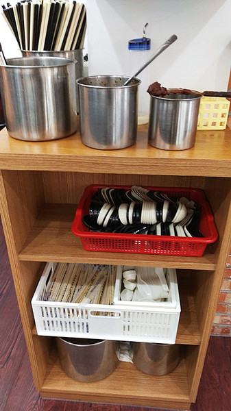 藍玲牛肉麵:「信義安和牛肉麵」【藍玲四川牛肉麵】川味獨門手藝,簡單樸實的媽媽味!