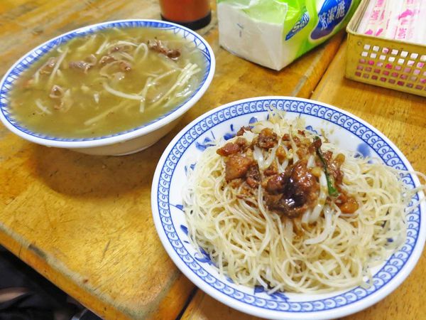 【蘆洲美食】新港鴨肉羹-帶有甜酸感的大碗鴨肉羹