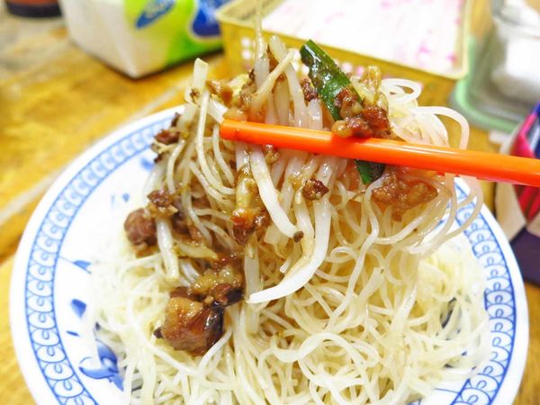 【蘆洲美食】新港鴨肉羹-帶有甜酸感的大碗鴨肉羹