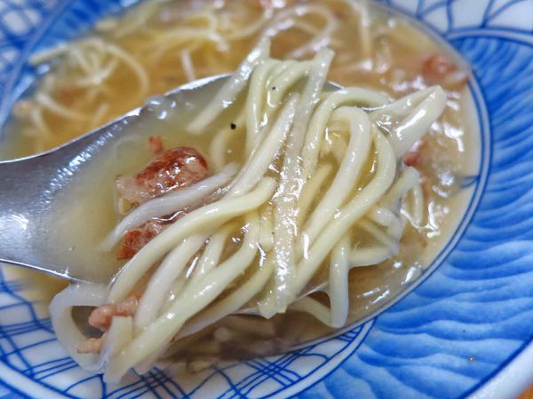 【蘆洲美食】新港鴨肉羹-帶有甜酸感的大碗鴨肉羹