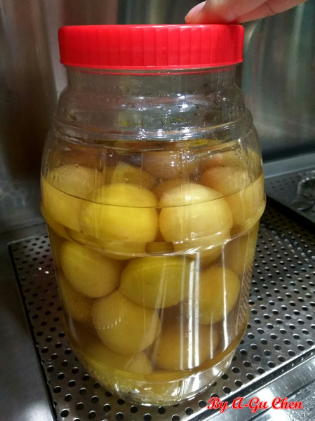 港茶經典-Konger Taste(永康店):【臺南Ω永康區】港茶經典-Konger Taste(永康店)。下午茶時間來份雞蛋仔加絲襪奶茶當點心吧!