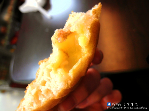 東海商圈-鯛魚燒霜淇淋:〖台中│美食〗東海商圈-鯛魚燒霜淇淋 ❤ 外酥內軟,份量超大!!每天都會換兩種不同口味,現在還有買一送一的活動~快來搶便宜唷!!