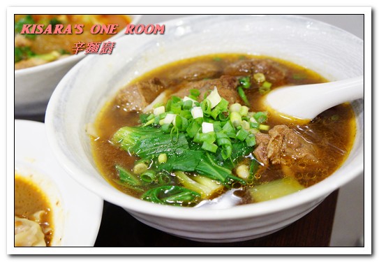 辛麵廚:新店麻辣麵.辛而不嗆香而不膩的四川道地好口味──辛麵廚