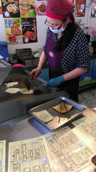 豪之香早餐店:美食 / 基隆市→安樂區.早餐>豪芝香早午餐店*★