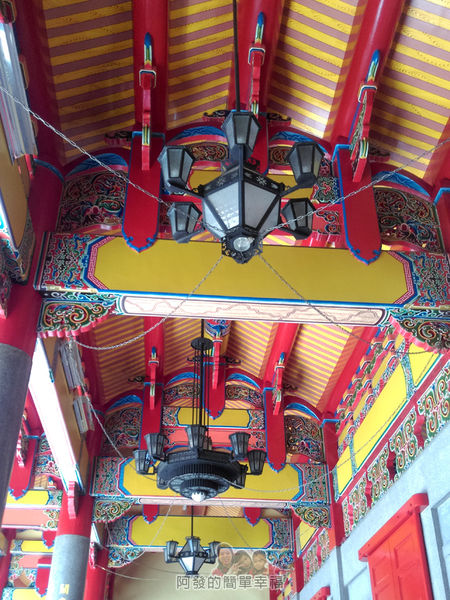 三峽白雞行脩宮12-廟內樑柱