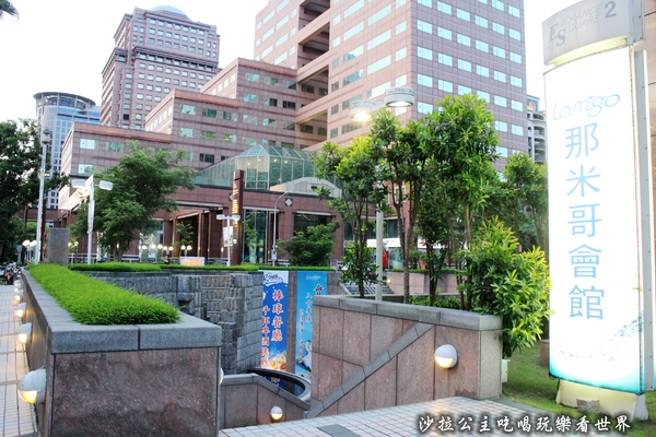 Lamigo棒球餐廳:台北信義『 Lamigo棒球餐廳』猿風/捷運象山站/運動餐廳