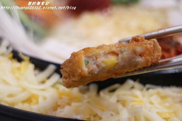 OMAYA春川炒雞(新北中和店)：【新北中和區】超級豐富的一鍋三吃 辛普森湯 起司部隊鍋『OMAYA春川炒雞(新北中和店)』中和韓式推薦