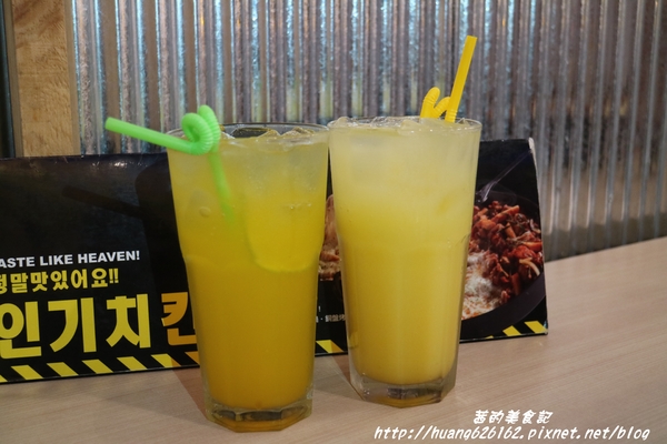 OMAYA春川炒雞(新北中和店)：【新北中和區】超級豐富的一鍋三吃 辛普森湯 起司部隊鍋『OMAYA春川炒雞(新北中和店)』中和韓式推薦