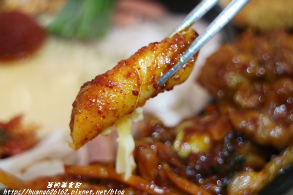 OMAYA春川炒雞(新北中和店)：【新北中和區】超級豐富的一鍋三吃 辛普森湯 起司部隊鍋『OMAYA春川炒雞(新北中和店)』中和韓式推薦