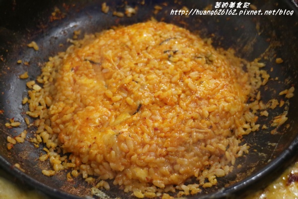 OMAYA春川炒雞(新北中和店)：【新北中和區】超級豐富的一鍋三吃 辛普森湯 起司部隊鍋『OMAYA春川炒雞(新北中和店)』中和韓式推薦