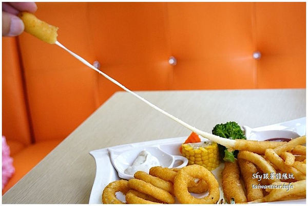 Cocomic Pasta義大利麵鐵板料理：中壢中原大學高C/P值【cocomic pasta義大利麵鑄鐵鍋料理】