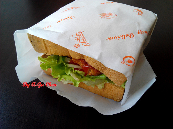 喬媽素食滷味：【臺南Ω善化區】喬媽素食滷味。必吃！超撐雙主菜帕尼尼！