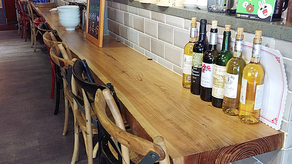 北芳園 專業精緻牛肉麵(信義店)：「台北牛肉麵」【北芳園專業精緻牛肉麵】藝人蕭敬騰愛吃，連觀光局、食尚玩家都指定必吃的牛肉麵店！