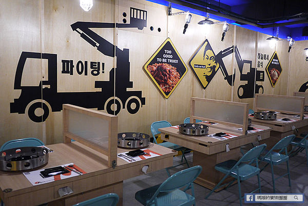 OMAYA春川炒雞(士林中正店)：◆台北士林。捷運士林站【OMAYA春川炒雞-士林中正店】韓式美味無法擋！韓式春川炒雞。10盎司屠夫厚切豬排