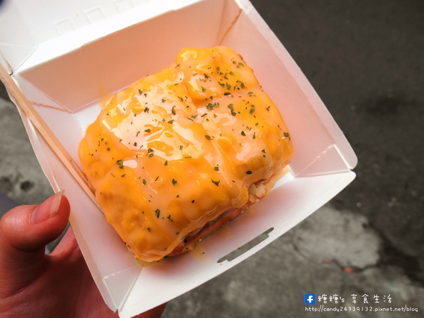 幸福之家 - 黃金煉乳饅頭 東海創始店:〖台中│美食〗幸福之家 - 黃金煉乳饅頭 東海創始店 ❤ 香甜煉乳炸饅頭,口味多多任你挑選,還有會拉絲~~~的起司包唷!!