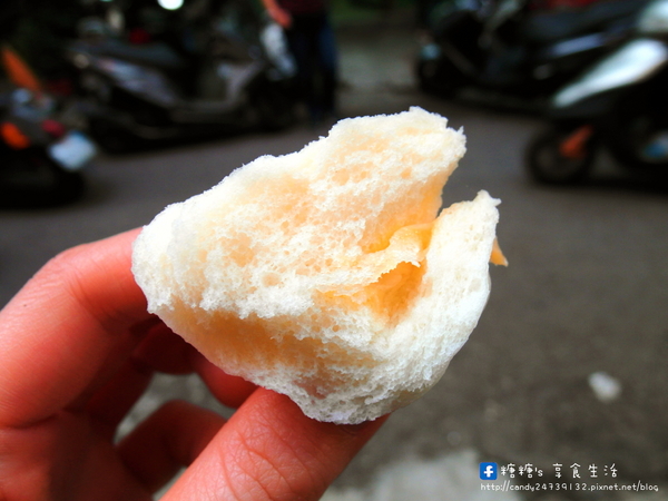 幸福之家 - 黃金煉乳饅頭 東海創始店:〖台中│美食〗幸福之家 - 黃金煉乳饅頭 東海創始店 ❤ 香甜煉乳炸饅頭,口味多多任你挑選,還有會拉絲~~~的起司包唷!!