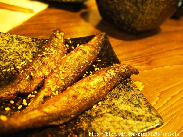 虎拉麵：【愛評口碑券】虎拉麵。高雄深夜隱藏版拉麵終於有店面啦！拉麵控的美味基地 必吃限量豪華豚骨拉麵