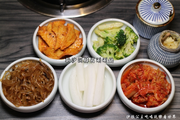 新沙洞韓國涮涮鍋:東區涮涮鍋『新沙洞韓國涮涮鍋』韓式炸雞/人蔘雞火鍋/捷運國父紀念館站