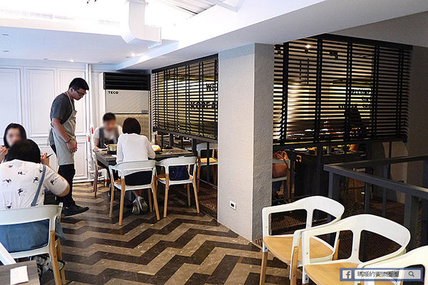 新沙洞韓國涮涮鍋:◆台北東區。捷運國父紀念館【新沙洞韓國涮涮鍋】東區韓式料理。韓式牛骨泡菜鍋。雞湯鍋。韓式炸雞。韓國美食。韓式火鍋