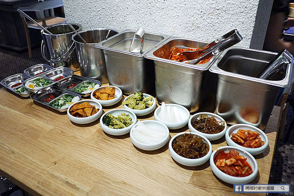 新沙洞韓國涮涮鍋:◆台北東區。捷運國父紀念館【新沙洞韓國涮涮鍋】東區韓式料理。韓式牛骨泡菜鍋。雞湯鍋。韓式炸雞。韓國美食。韓式火鍋