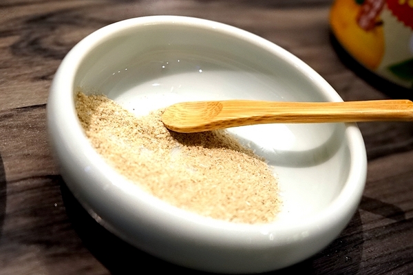 新沙洞韓國涮涮鍋:【東區韓式料理 推薦】韓迷們絕對要朝聖的韓國人蔘雞涮涮鍋/韓式炸雞 ✿✿ 新沙洞韓國涮涮鍋 ✿✿(完整菜單)