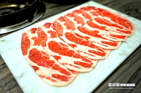 新沙洞韓國涮涮鍋:【東區韓式料理 推薦】韓迷們絕對要朝聖的韓國人蔘雞涮涮鍋/韓式炸雞 ✿✿ 新沙洞韓國涮涮鍋 ✿✿(完整菜單)