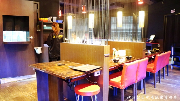 上乘三家涮涮鍋共和國(西門旗艦店)：西門町火鍋『上乘三家涮涮鍋共和國』捷運西門站/宵夜