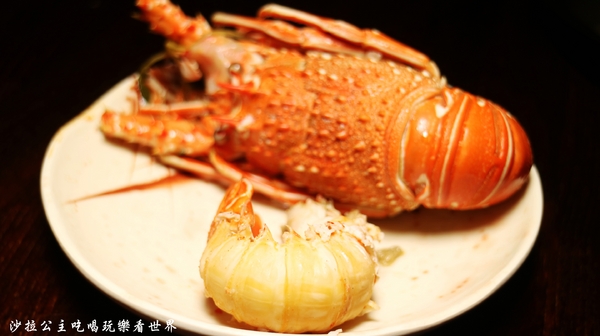 上乘三家涮涮鍋共和國(西門旗艦店)：西門町火鍋『上乘三家涮涮鍋共和國』捷運西門站/宵夜