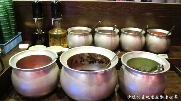 上乘三家涮涮鍋共和國(西門旗艦店)：西門町火鍋『上乘三家涮涮鍋共和國』捷運西門站/宵夜