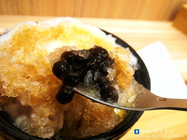 霜府手作:〖台中│美食〗霜府手作 ❤ 一中商圈新開幕,水果雪花冰、黑糖剉冰、手工豆花、嫩仙草、現打果汁、招牌點心,夏日冰品新選擇!!