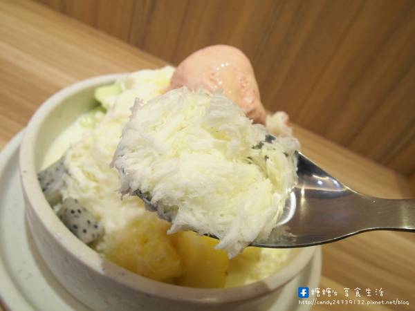 霜府手作:〖台中│美食〗霜府手作 ❤ 一中商圈新開幕,水果雪花冰、黑糖剉冰、手工豆花、嫩仙草、現打果汁、招牌點心,夏日冰品新選擇!!